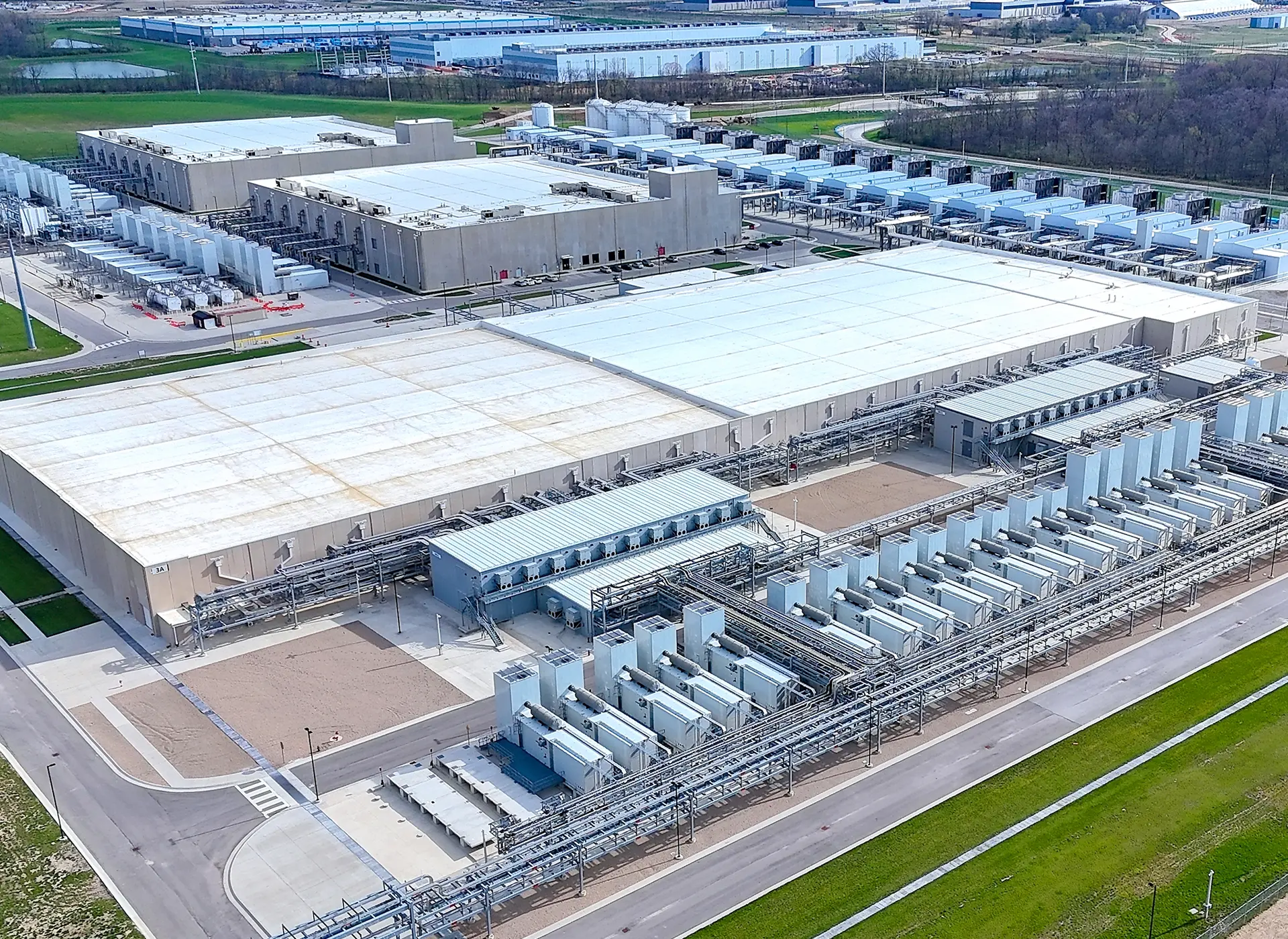 Hyperscale Data Centers Hyperscale Data Centers